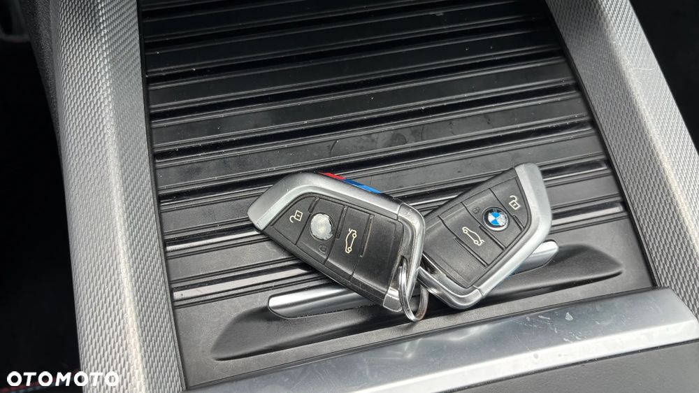 BMW X5 xDrive30d - 33