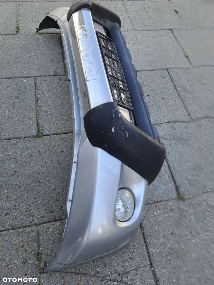 Toyota Rav 4 II lift 2003-2005r. zderzak przedni kod lakieru 1D4 plus nakładka(Bamber) i inne - 2