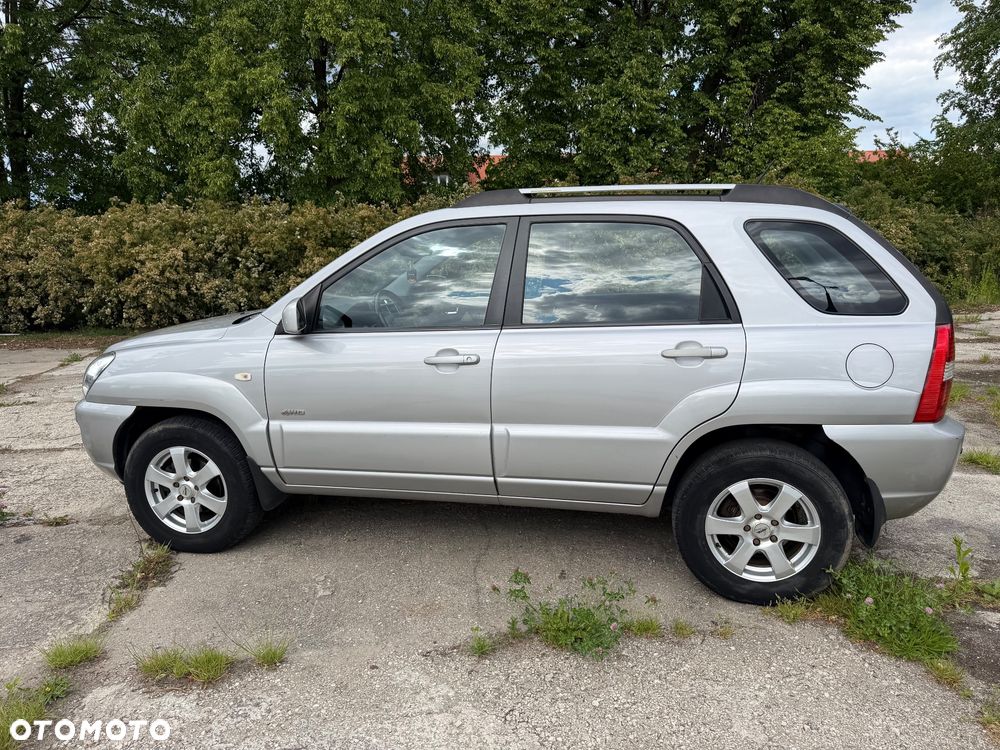 Kia Sportage 2.0 CRDi Tour + - 8