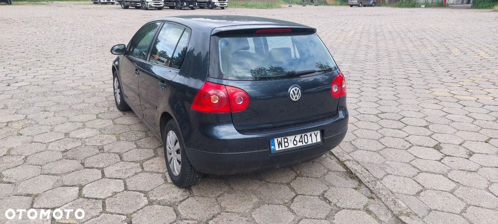 Volkswagen Golf - 1