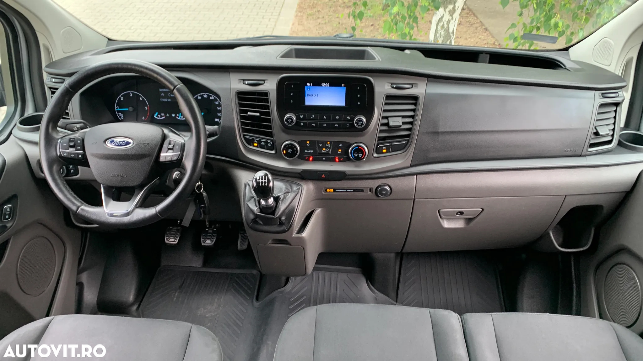 Ford Transit Custom - 13