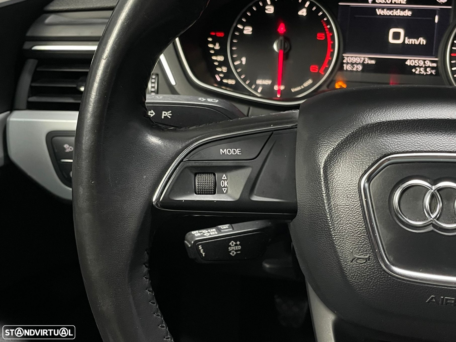 Audi A4 Avant 2.0 TDI Advance - 12