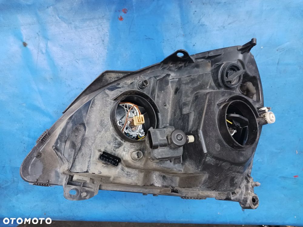 Lampa przód przednia prawa RENAULT CLIO 2 LIFT FL Thalia I czarna czarny środek prawy przód - 3