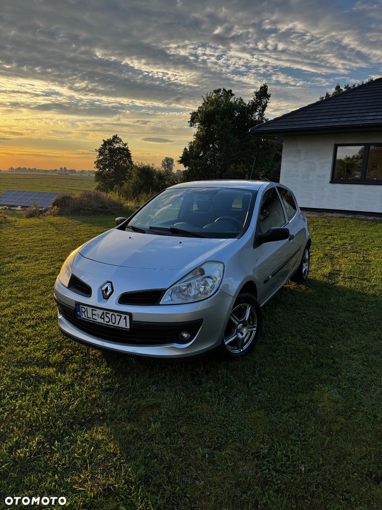 Renault Clio 1.2 16V Dynamique - 8