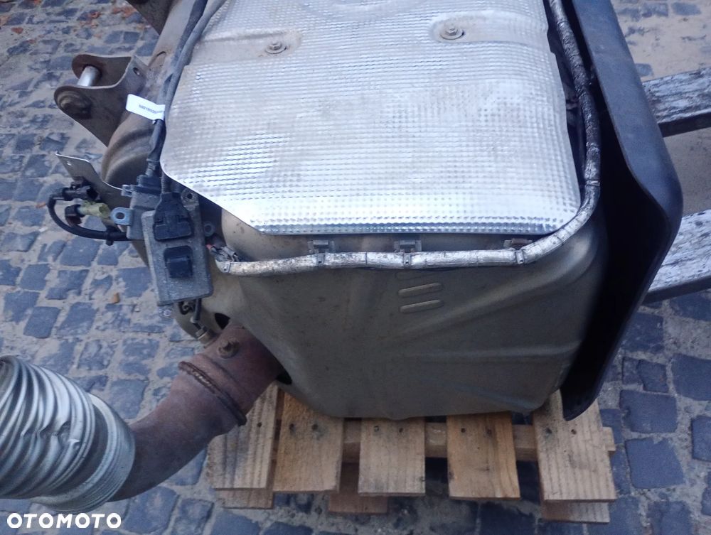 IVECO EUROCARGO EURO 6 VI SCR katalizator DPF - 3