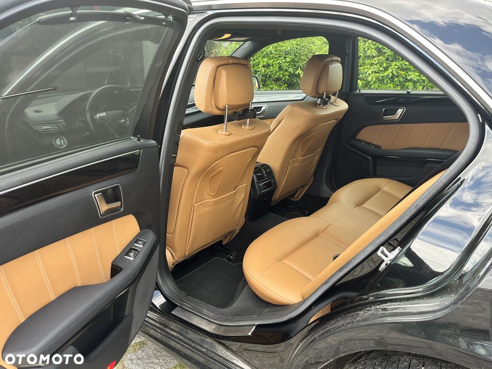 Mercedes-Benz Klasa E 500 4-Matic Avantgarde - 8