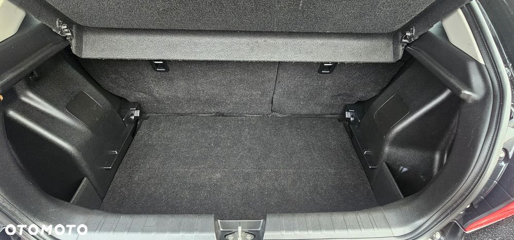 Suzuki Baleno 1.2 Dualjet Club - 19