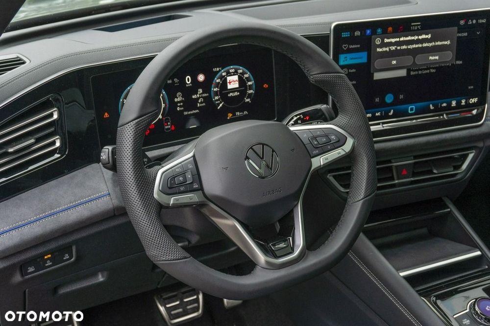 Volkswagen Tiguan - 11