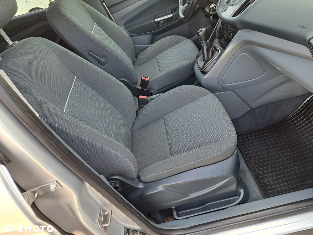 Ford C-MAX 1.6 Titanium - 21
