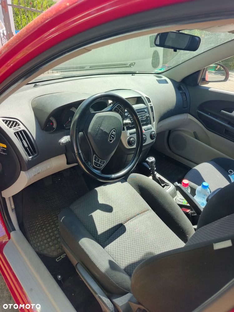 Kia Ceed 1.4 Comfort - 7