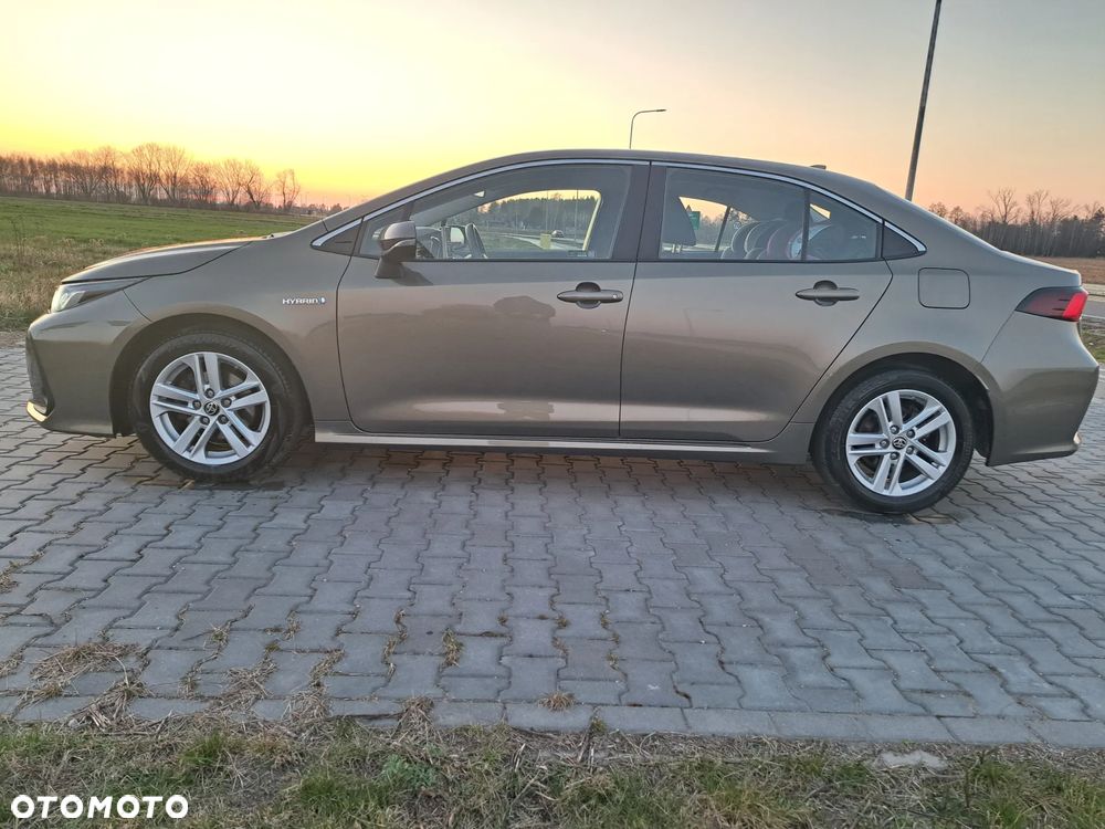 Toyota Corolla - 5