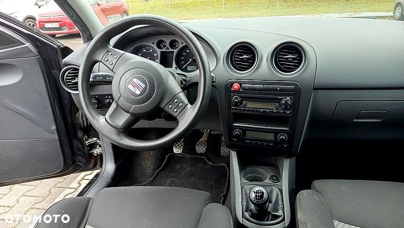 Seat Ibiza 1.6 16V Comfort Edition - 17