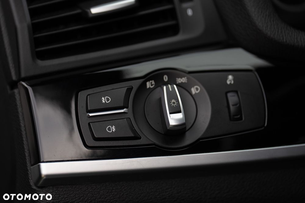 BMW X4 xDrive20d - 12