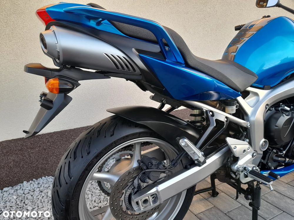 Yamaha FZ6 - 19