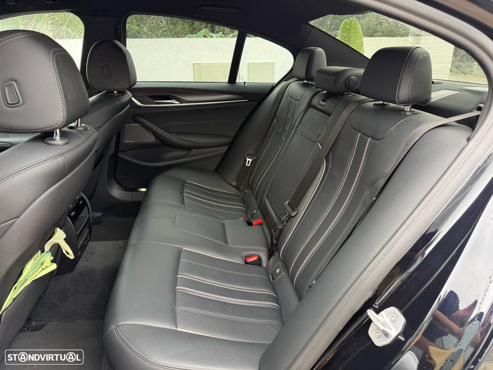 BMW 530 e Pack M - 13