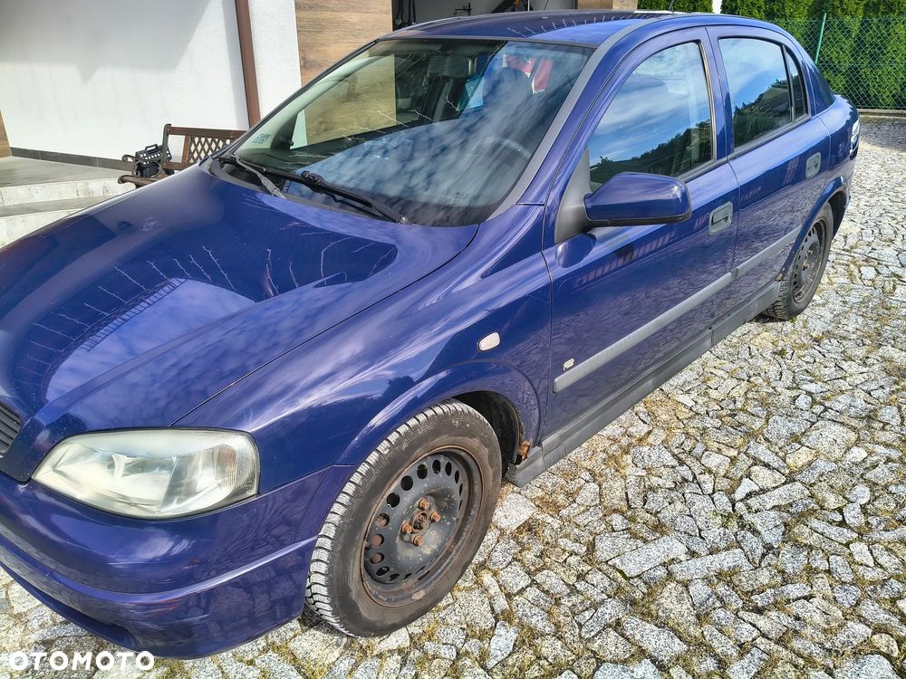 Opel Astra - 3