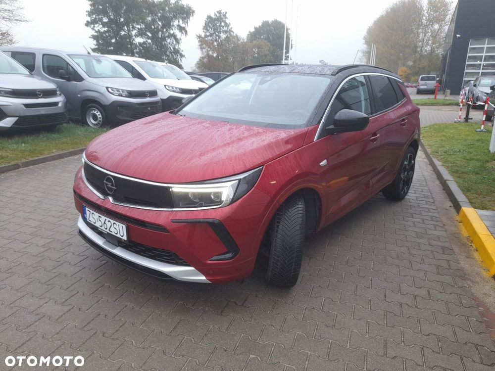 Opel Grandland 1.2 T GS S&S - 10