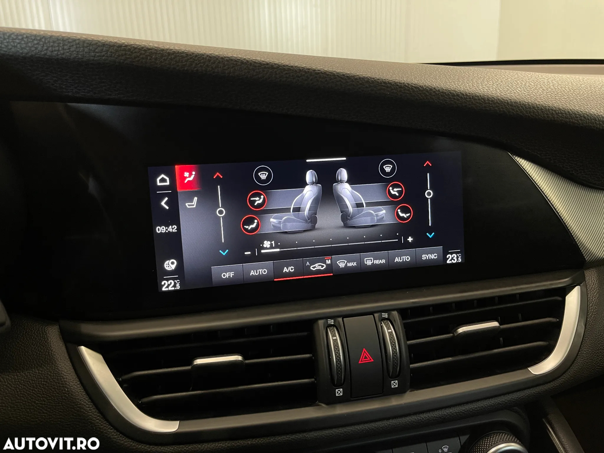 Alfa Romeo Giulia 2.0 Turbo 16V AT8-Q4 Veloce - 20