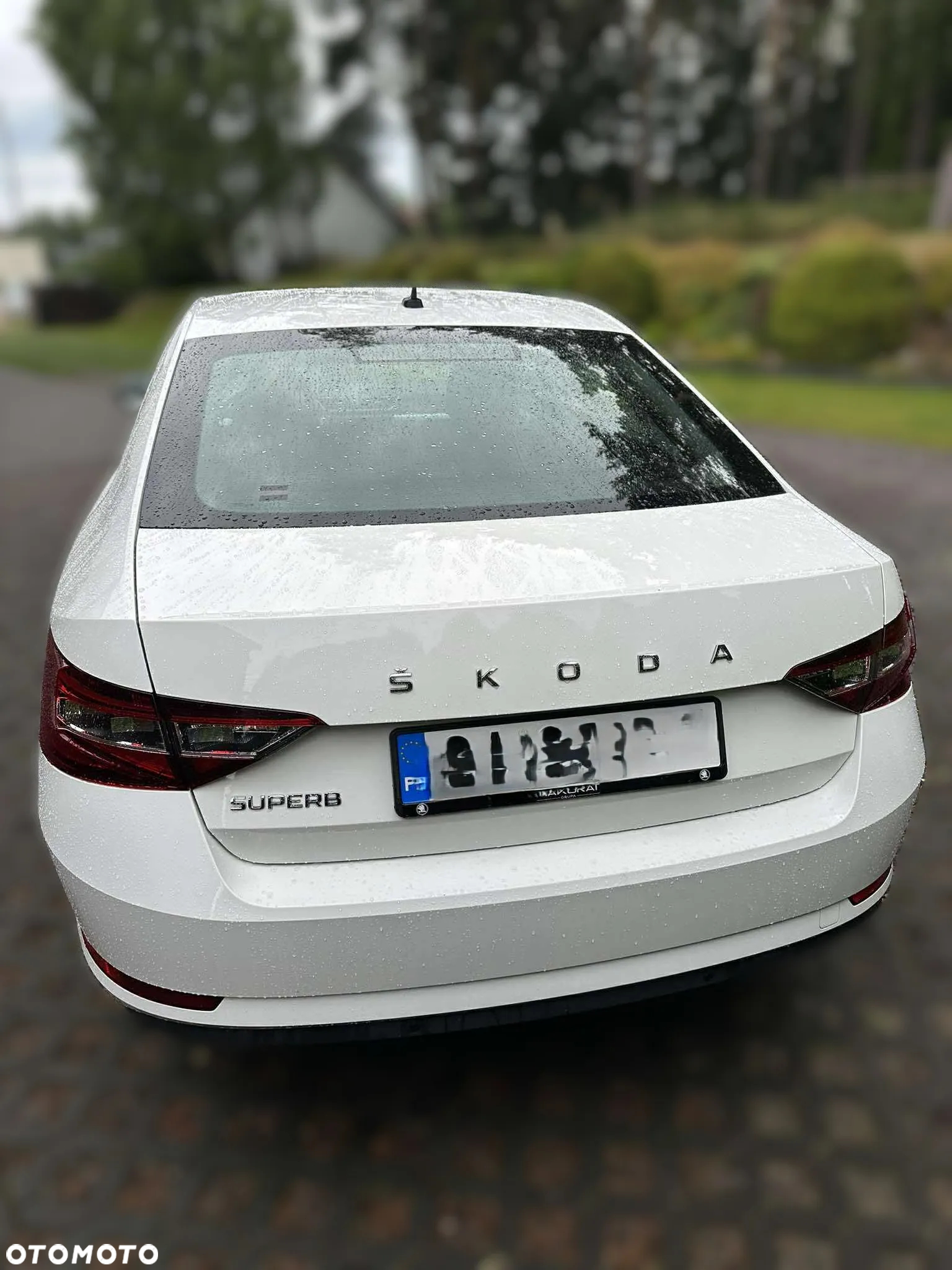 Skoda Superb 2.0 TDI Active DSG - 4