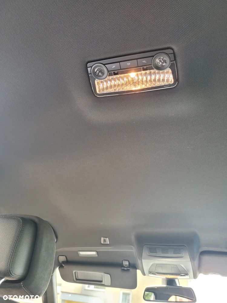 BMW Seria 5 528i xDrive - 11