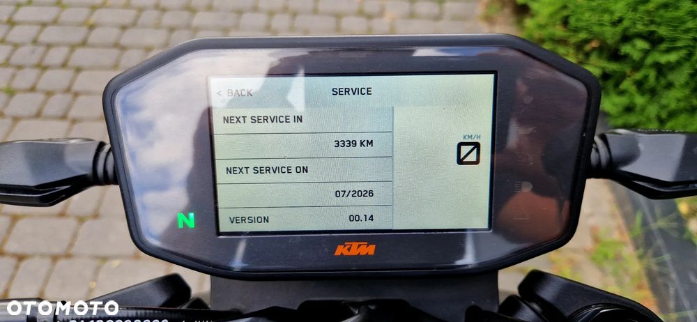 KTM DUKE 890 - 8