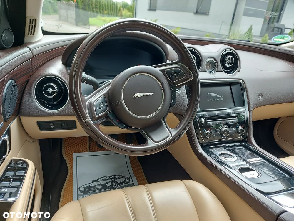 Jaguar XJ 3.0 V6 Premium Luxury - 15
