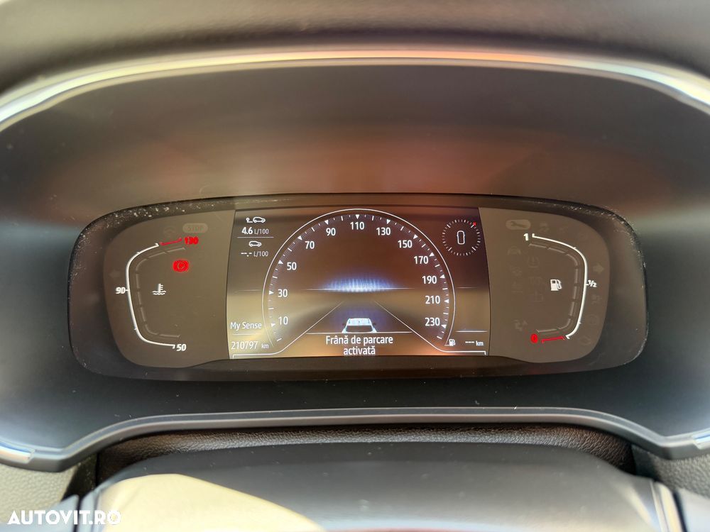 Renault Megane Blue dCi 116 EDC Intens - 11