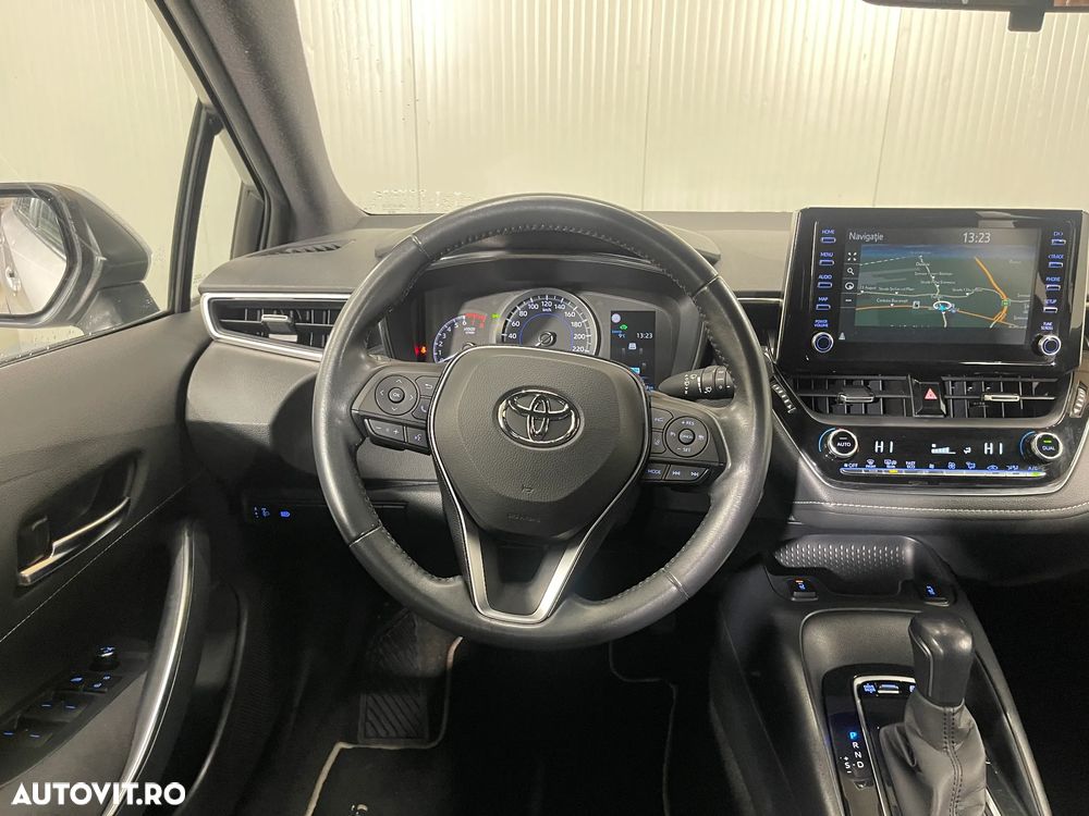 Toyota Corolla 2.0 HSD TS Exclusive - 6