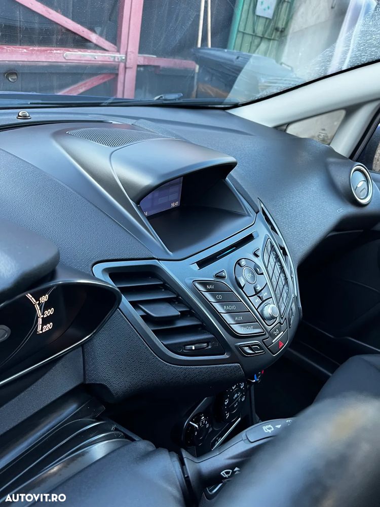 Ford Fiesta 1.5 TDCi Trend - 8