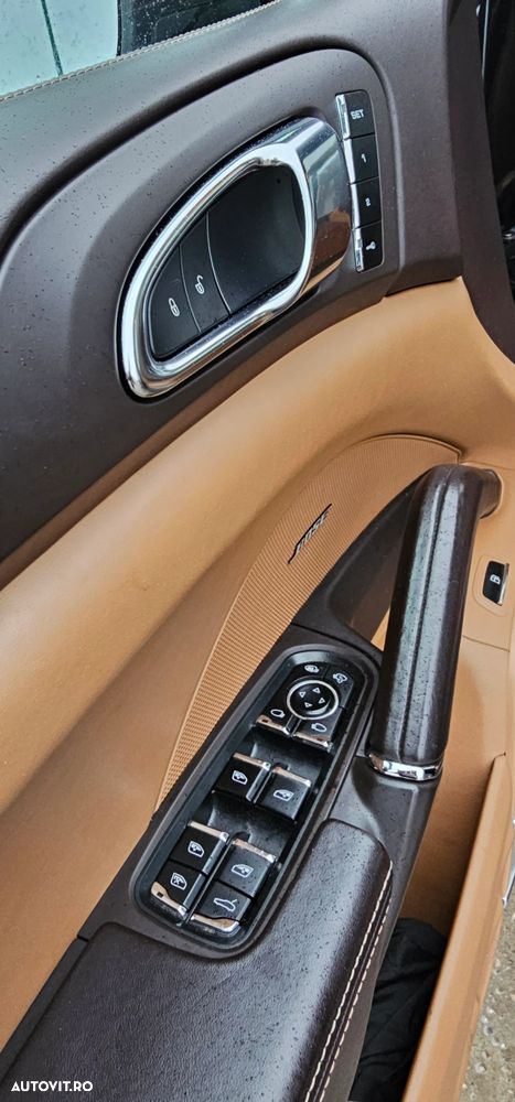 Porsche Cayenne S E-Hybrid Platinum Edition - 22