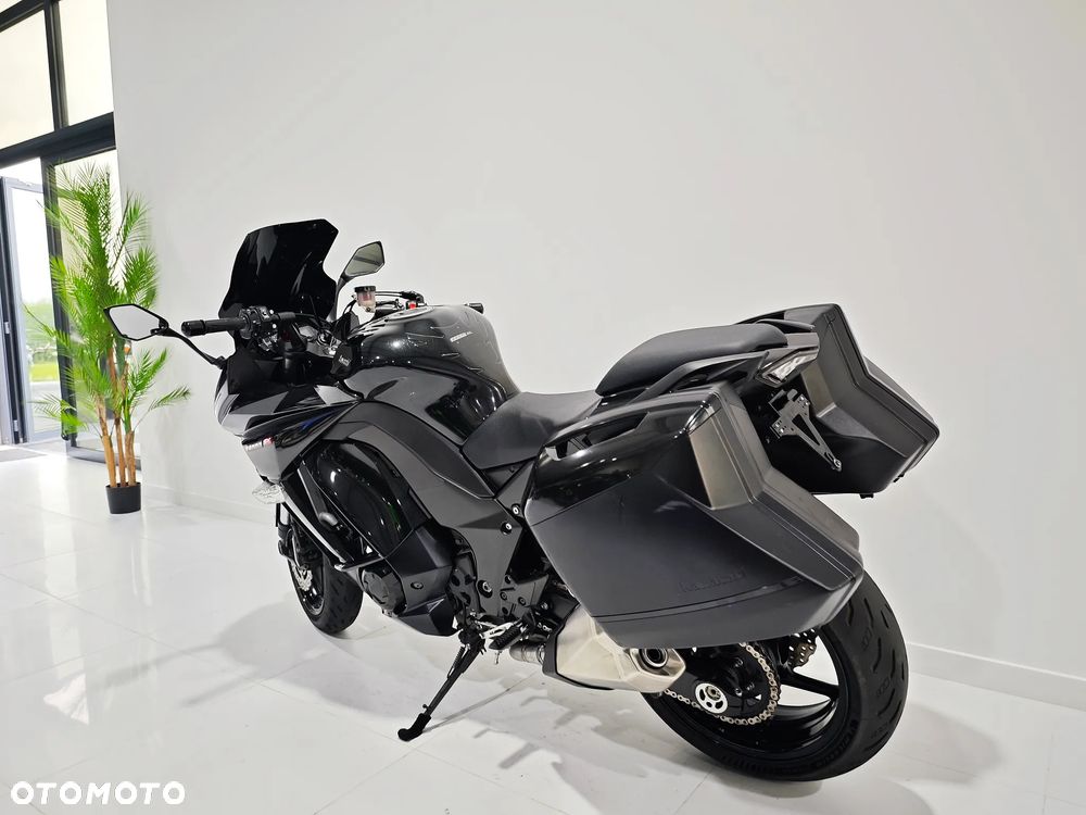 Kawasaki Z - 15