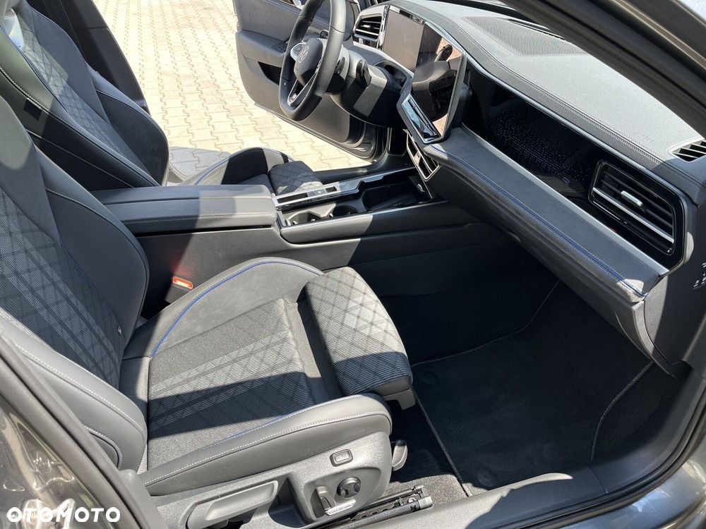 Volkswagen Passat - 21