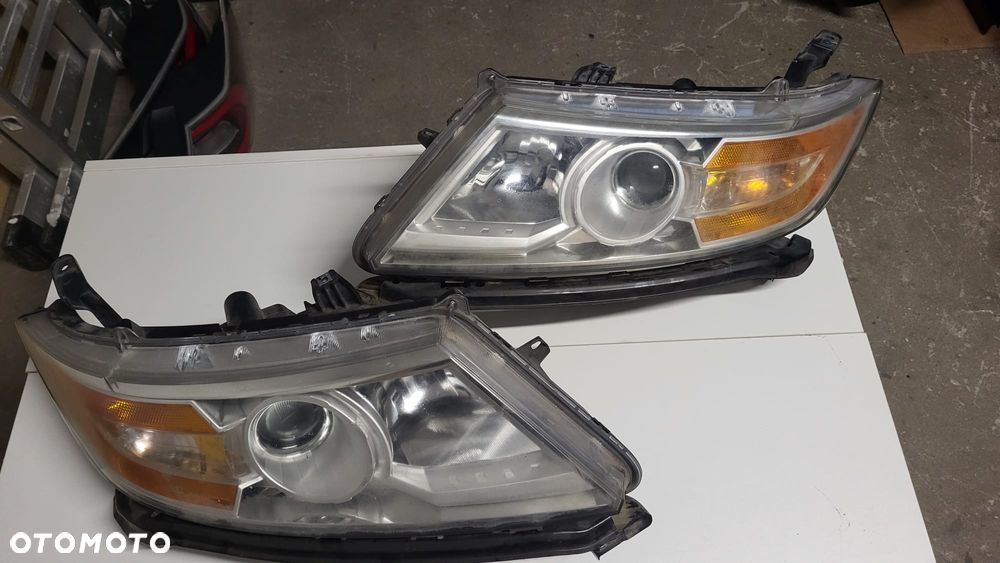 Honda odyssey 2013rok lampa przod lewa prawa - 1