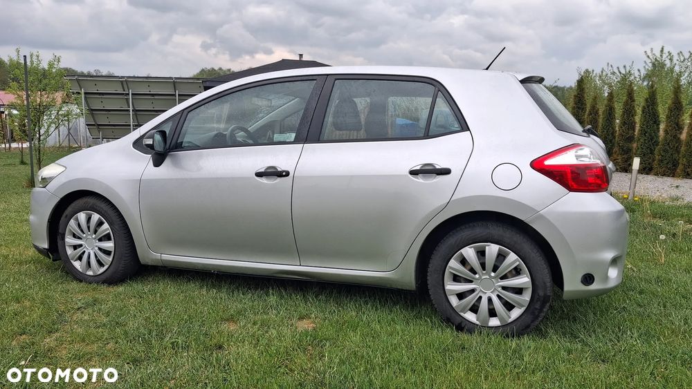 Toyota Auris 1.6 Sol - 7