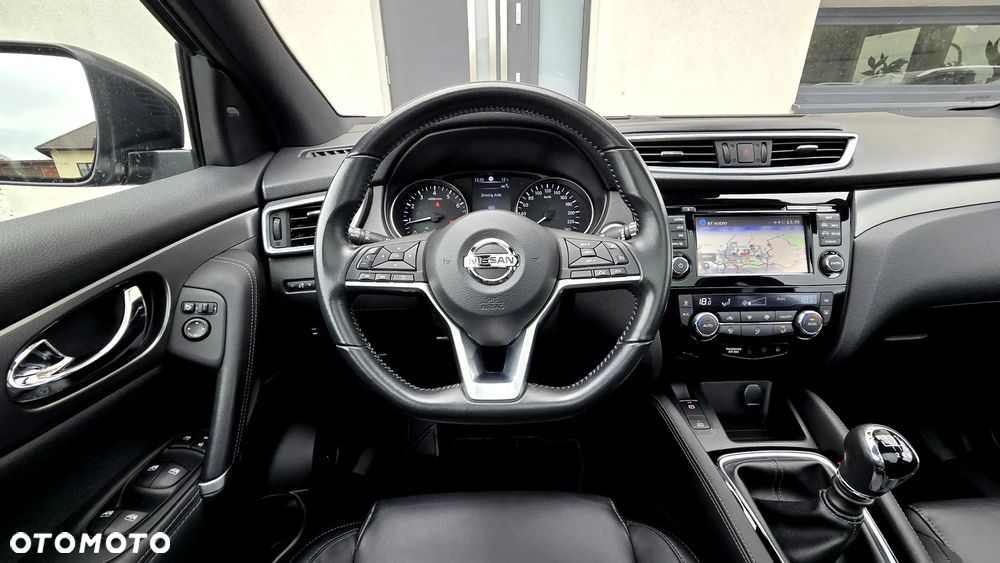 Nissan Qashqai 1.2 DIG-T TEKNA+ - 24