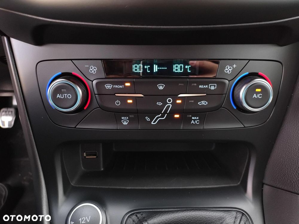 Ford Focus 1.0 EcoBoost ST-Line ASS - 23