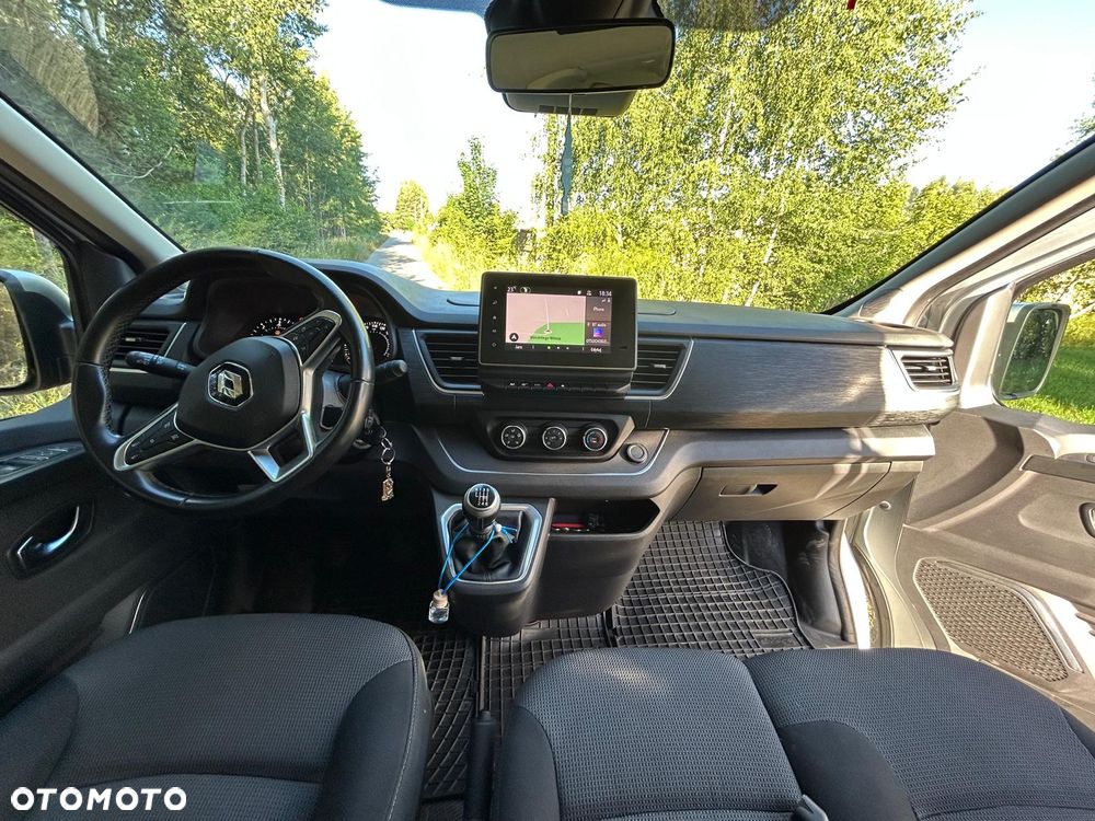 Renault Trafic - 11
