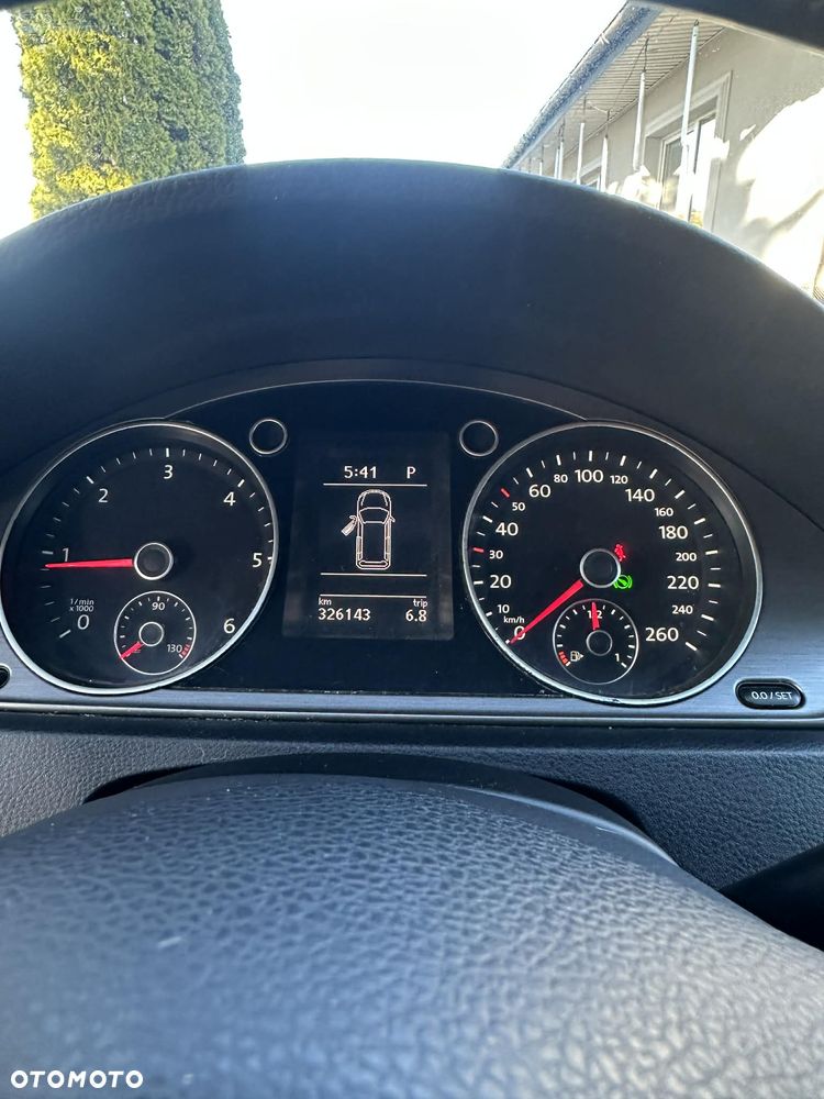 Volkswagen Passat 2.0 TDI 4Motion DSG BlueMotion Tech Comfortline - 18