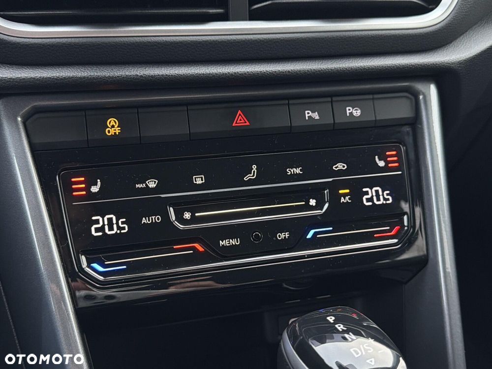 Volkswagen T-Roc 1.5 TSI Style DSG - 24