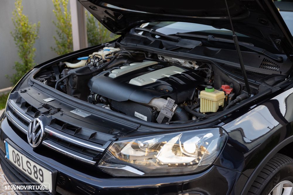 VW Touareg 3.0 TDI V6 Tiptronic - 25