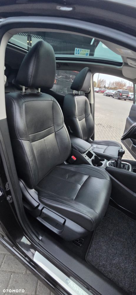 Nissan Qashqai 1.6 dCi 4 x 4 DPF Start/Stop tekna - 35