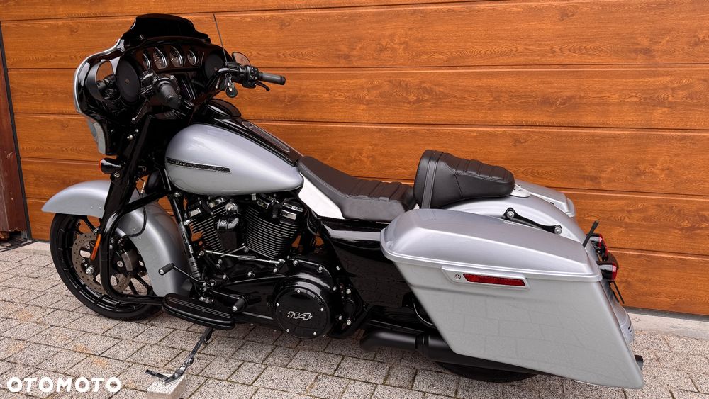 Harley-Davidson Touring Street Glide - 5