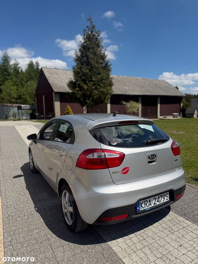 Kia Rio 1.4 crdi M - 4