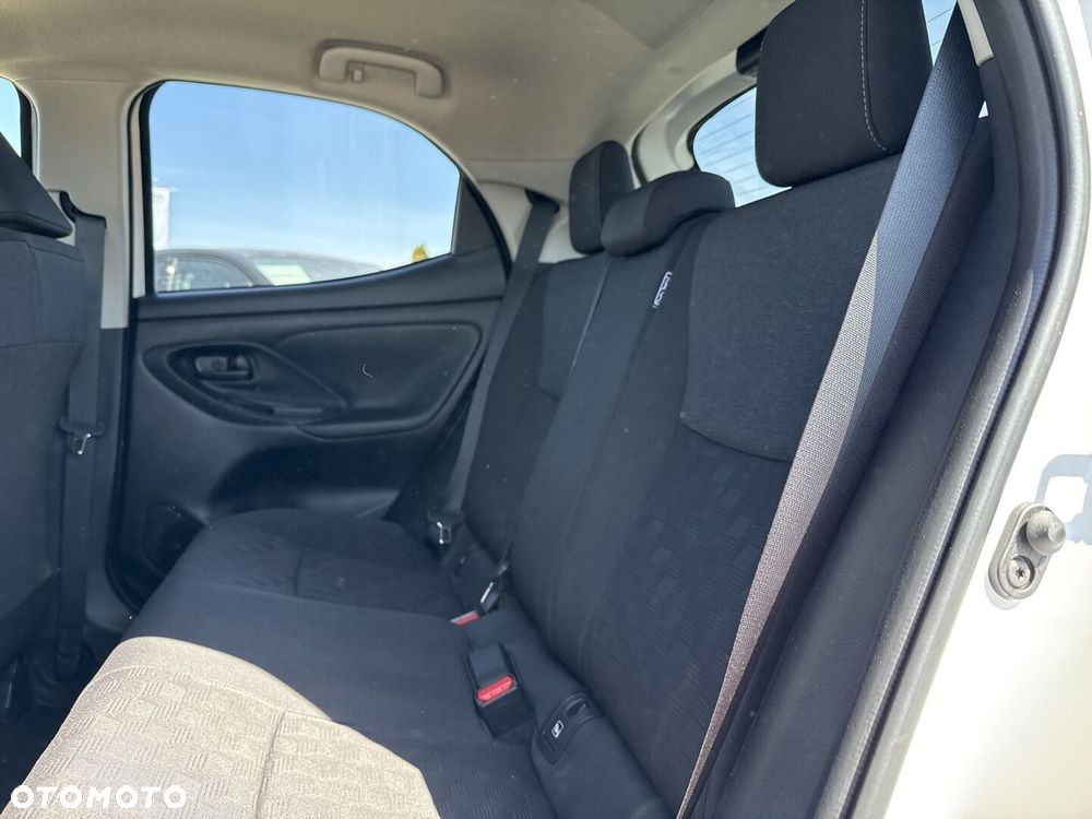 Toyota Yaris Hybrid 1.5 Style - 16