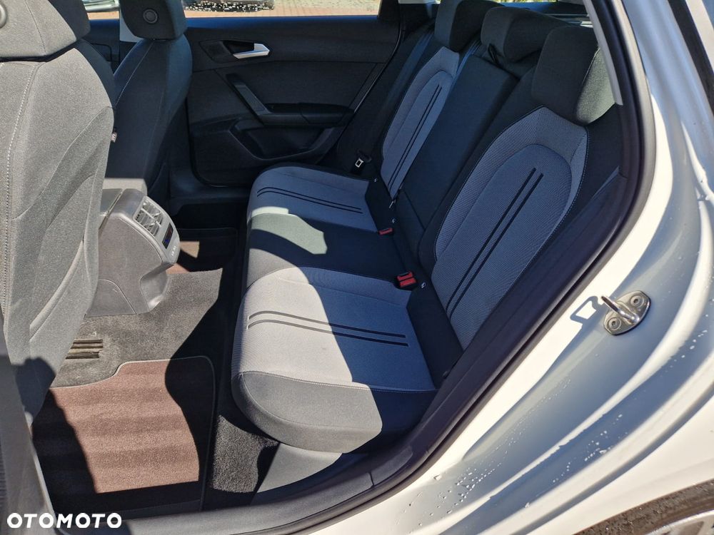 Seat Leon Sportstourer 2.0 TDI Style DSG - 20