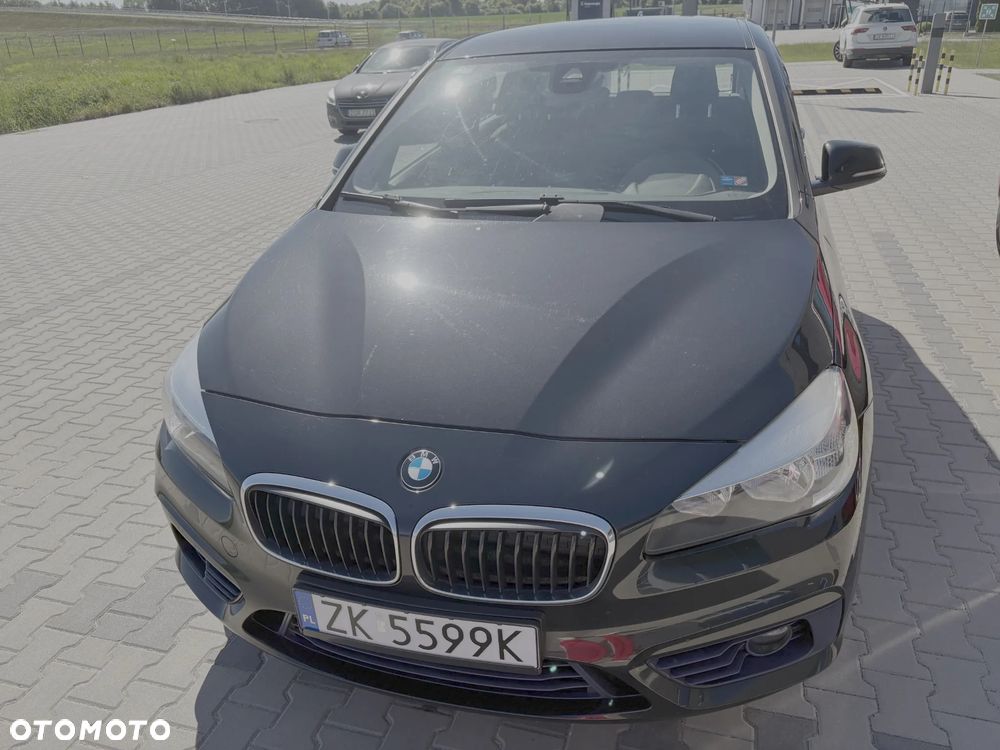 BMW Seria 2 220d Sport Line - 1