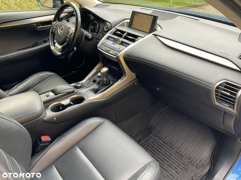 Lexus NX 300h Comfort AWD - 13