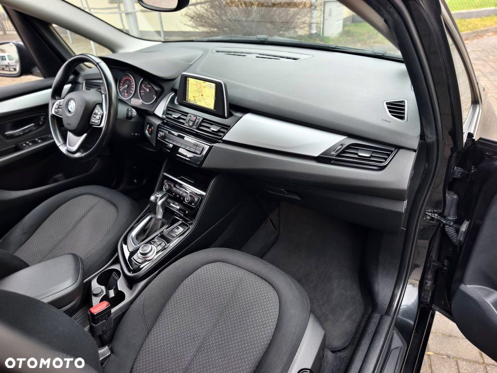 BMW Seria 2 218d Sport-Aut Advantage - 7