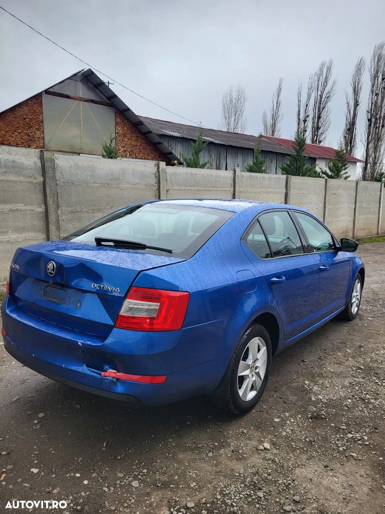 Dezmembram /Piese Sh Skoda Octavia 3 2017 1.6 tdi DSG - 4