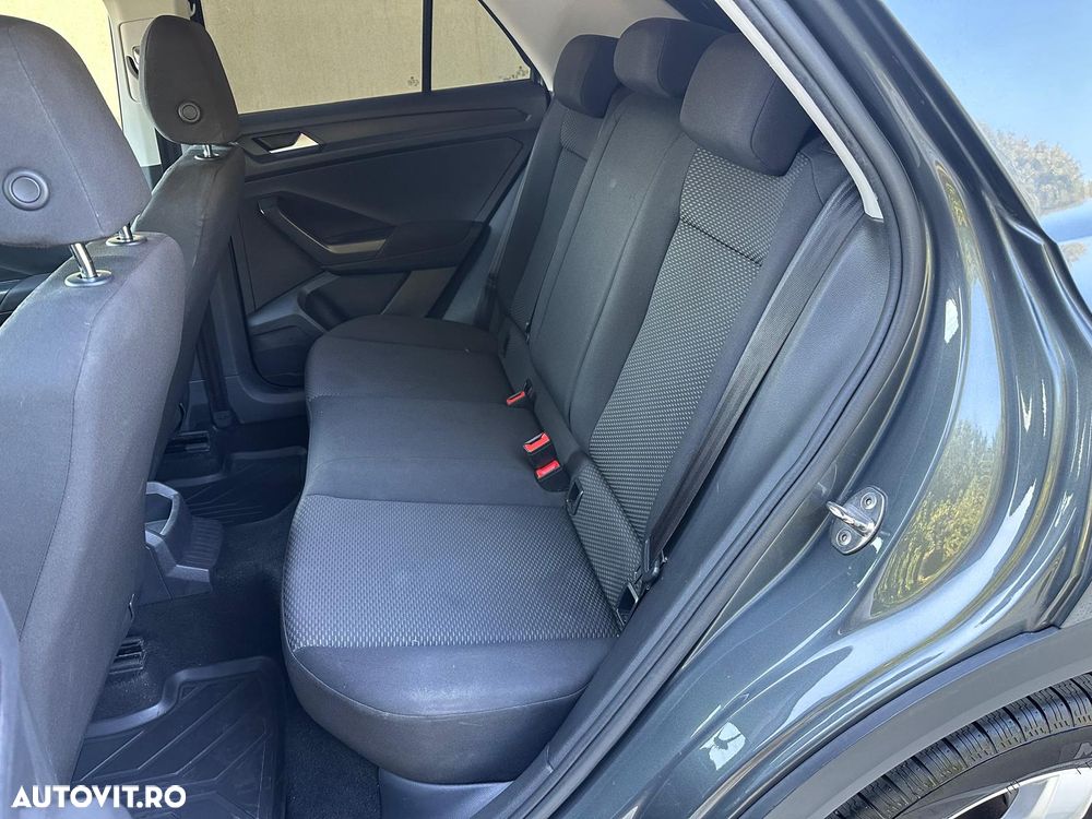 Volkswagen T-Roc 1.6 TDI SCR Style - 16